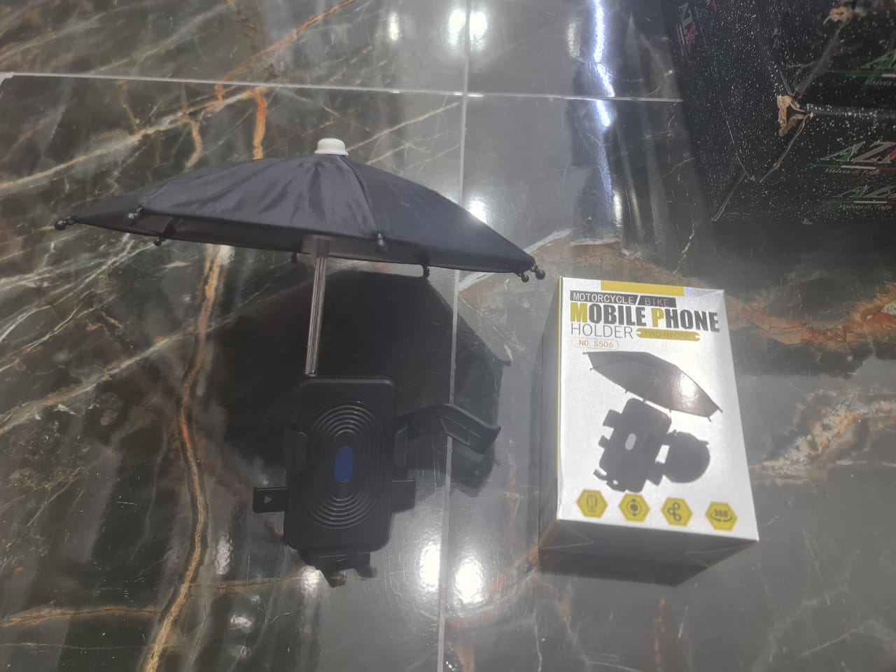 support  de telephone pour velo avec mini parapluie