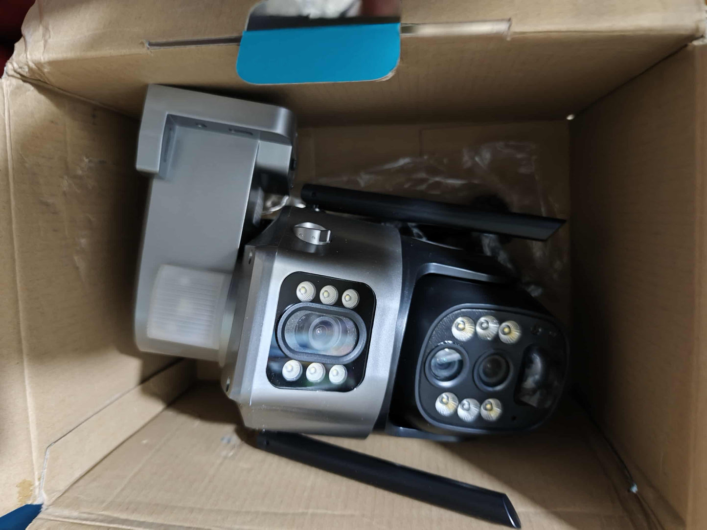 Camera 4G  12MP solaire Double Camera Zoom X10