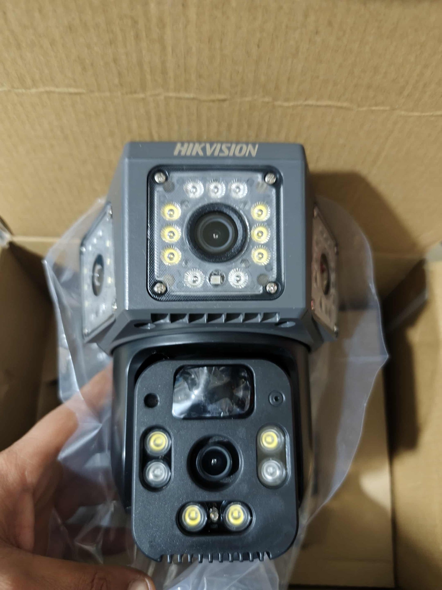 Camera Hikvsion 4G solaire Double Camera 4+4MP Zoom X10