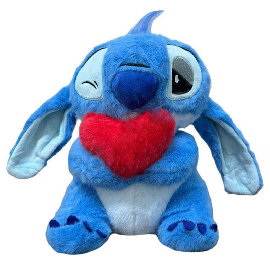 Stitch en peluche avec cœur