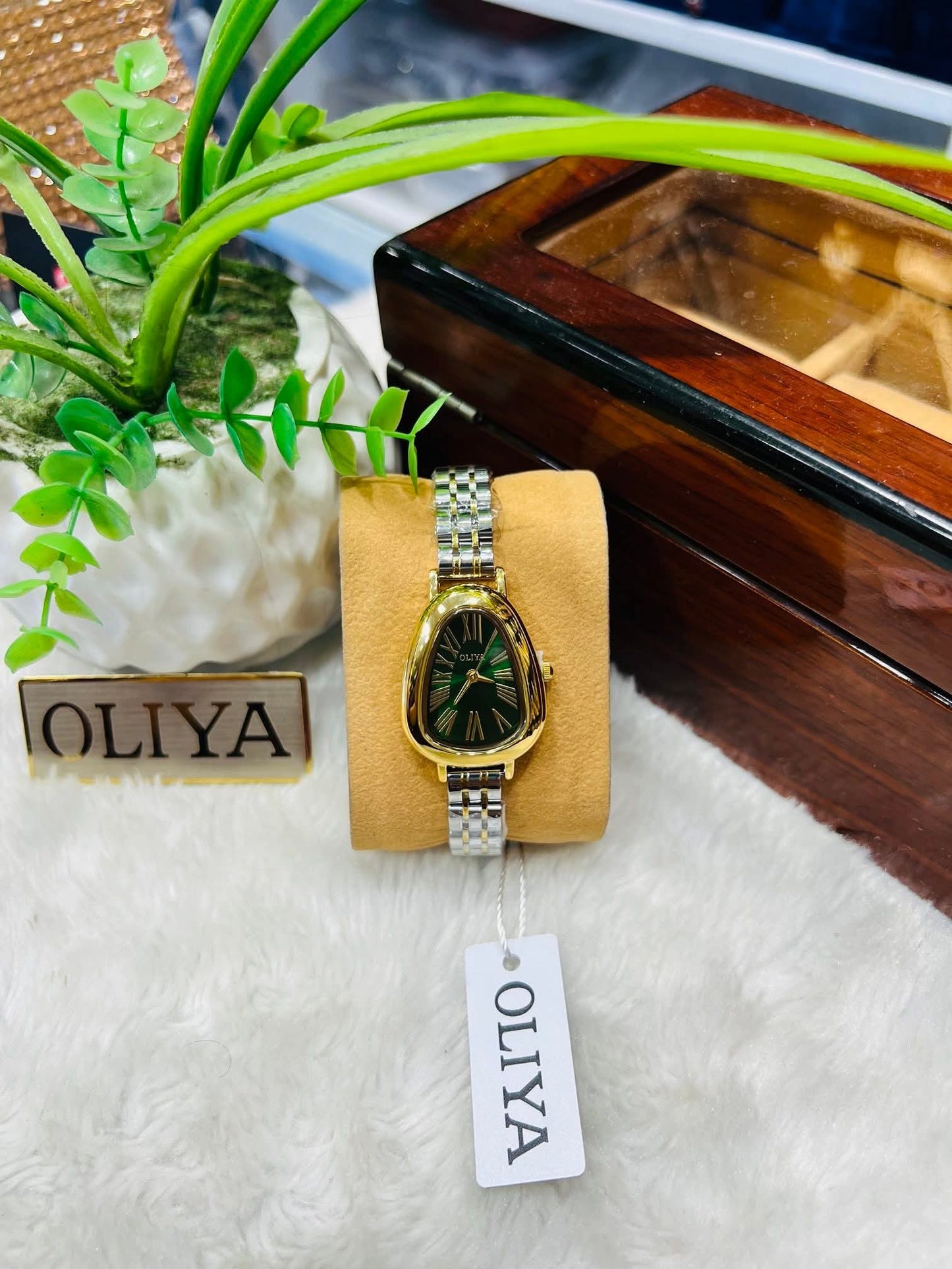 Montr oliya pour femme